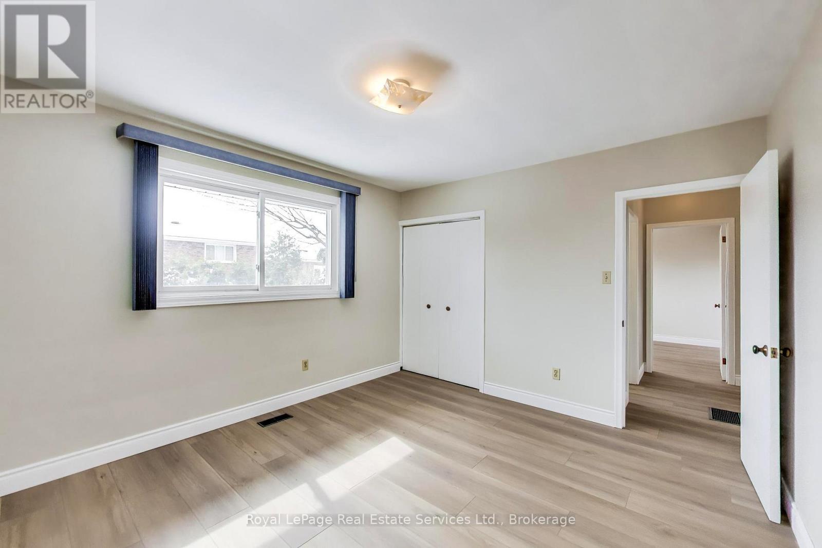 25 Sandringham Avenue, Hamilton (Westcliffe), Ontario  L9C 2H3 - Photo 11 - X12888614