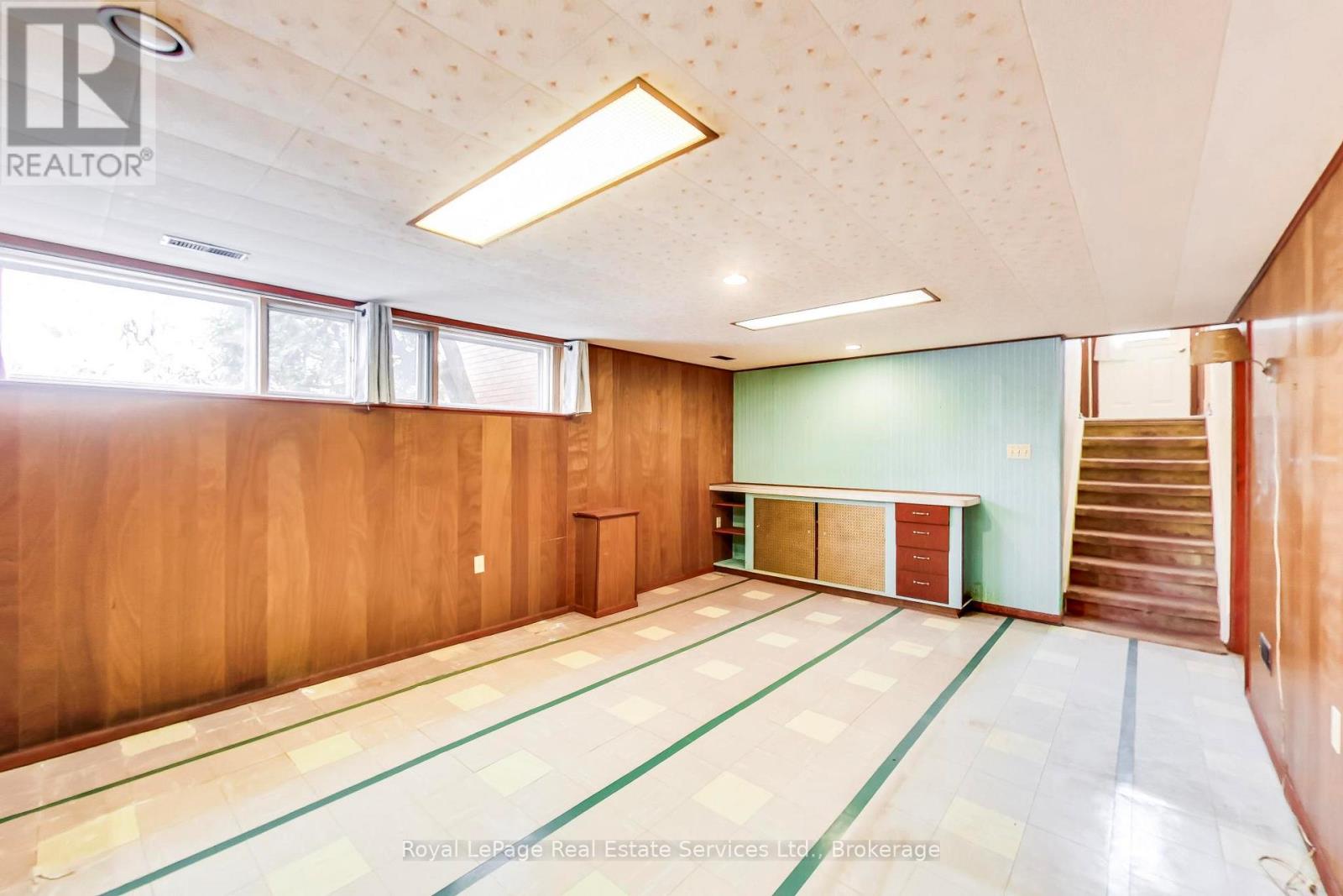 25 Sandringham Avenue, Hamilton (Westcliffe), Ontario  L9C 2H3 - Photo 19 - X12888614