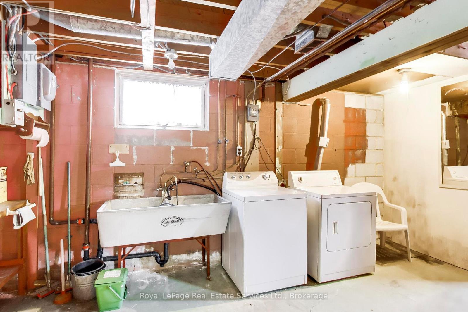 25 Sandringham Avenue, Hamilton (Westcliffe), Ontario  L9C 2H3 - Photo 21 - X12888614