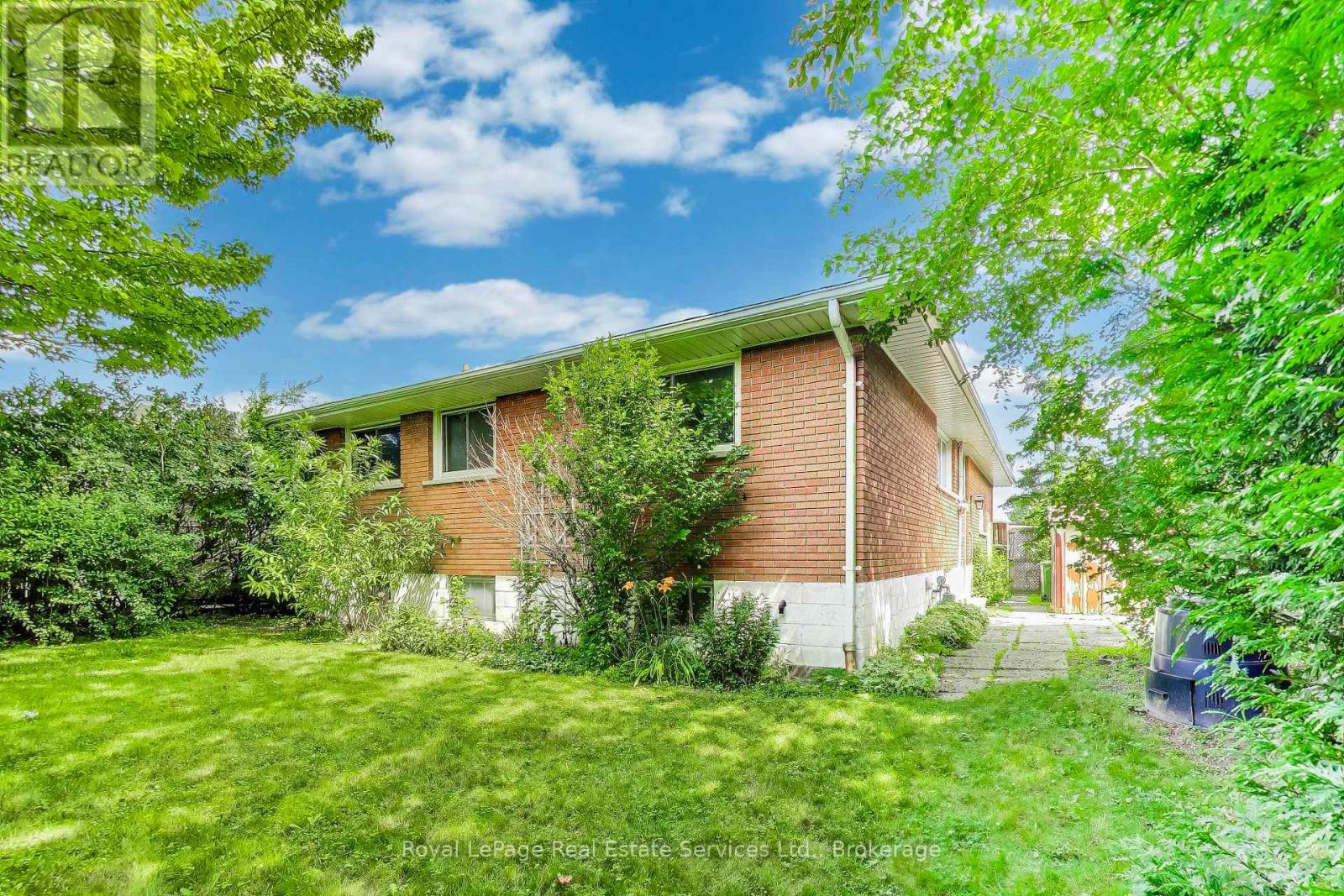 25 Sandringham Avenue, Hamilton (Westcliffe), Ontario  L9C 2H3 - Photo 25 - X12888614