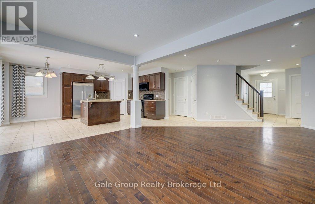 395 Champlain Avenue, Woodstock (Woodstock - South), Ontario  N4V 0B3 - Photo 10 - X12888558