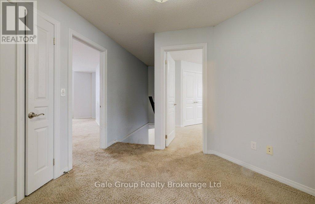 395 Champlain Avenue, Woodstock (Woodstock - South), Ontario  N4V 0B3 - Photo 19 - X12888558