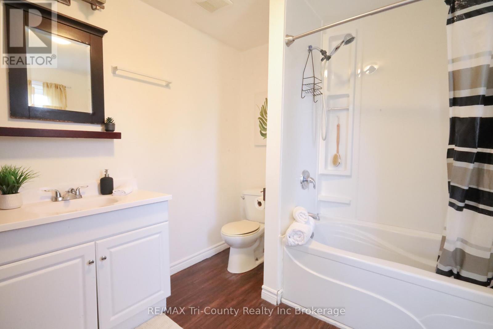 787 Norfolk County 28 Road, Norfolk, Ontario  N0E 1G0 - Photo 18 - X12888736