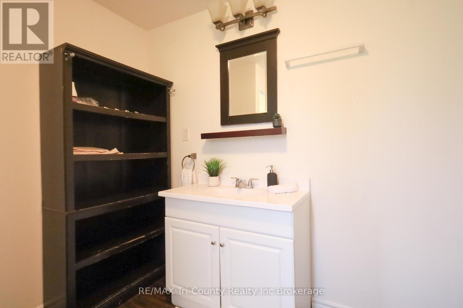 787 Norfolk County 28 Road, Norfolk, Ontario  N0E 1G0 - Photo 20 - X12888736