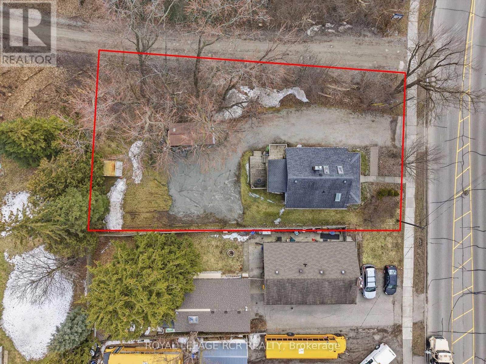 83 Industrial Parkway S, Aurora (Aurora Village), Ontario  L4G 3V5 - Photo 24 - N12886166