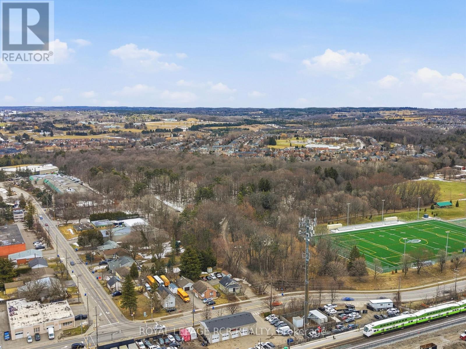 83 Industrial Parkway S, Aurora (Aurora Village), Ontario  L4G 3V5 - Photo 25 - N12886166