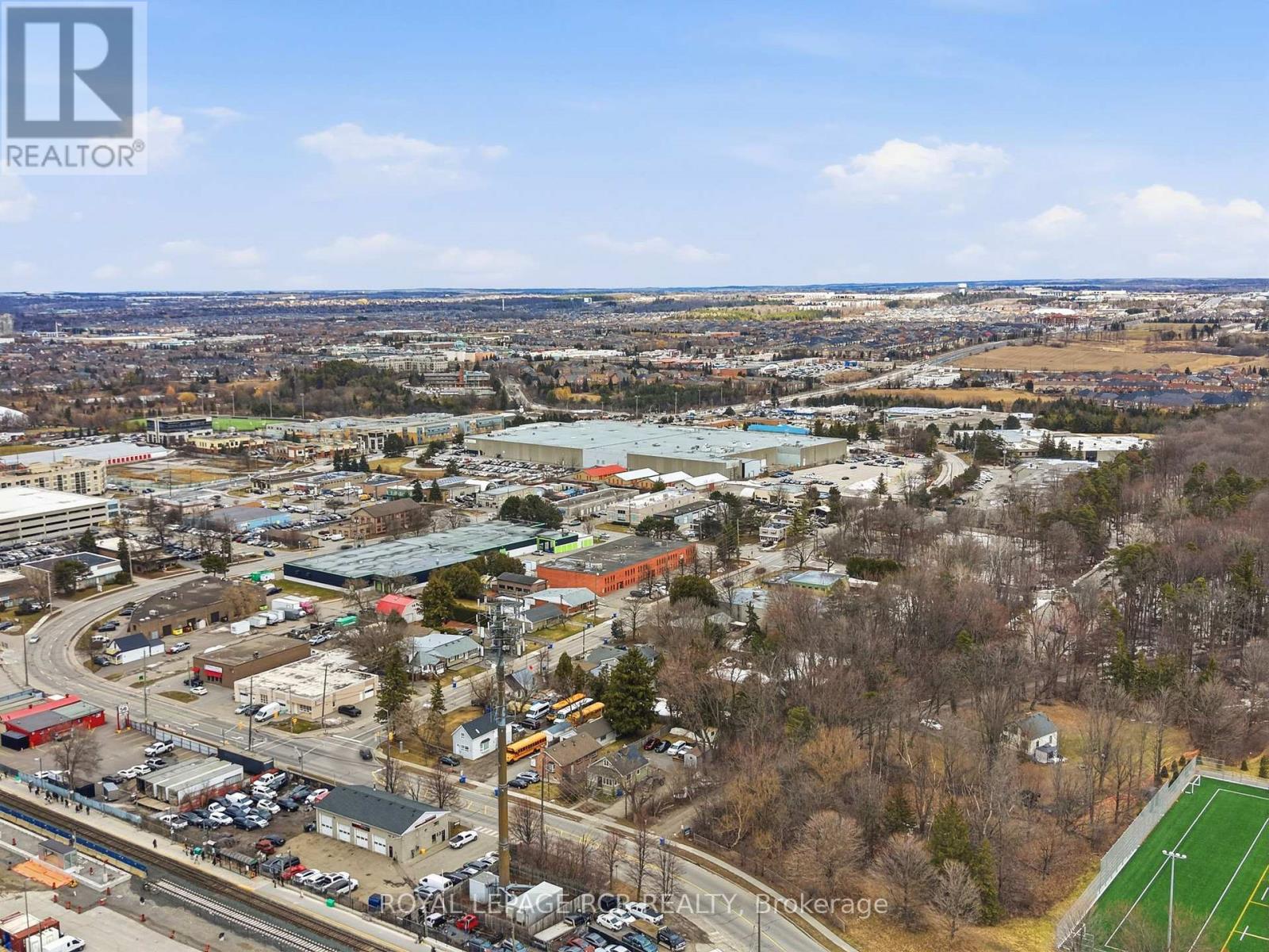 83 Industrial Parkway S, Aurora (Aurora Village), Ontario  L4G 3V5 - Photo 29 - N12886166