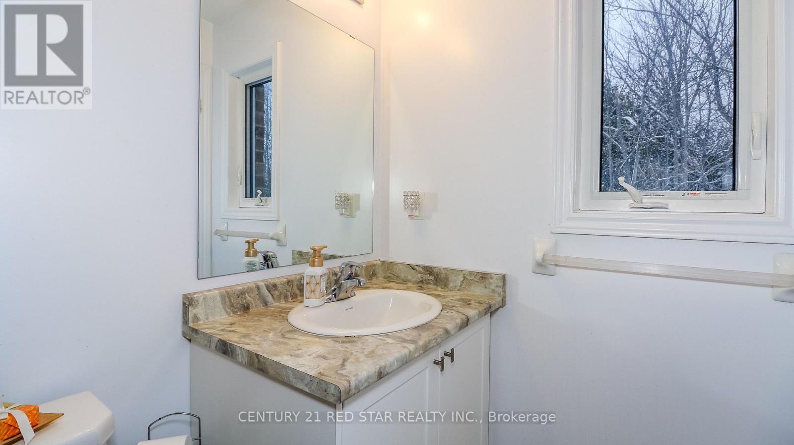 32 Milson Crescent, Essa, Ontario  L0M 1B4 - Photo 31 - N12887518