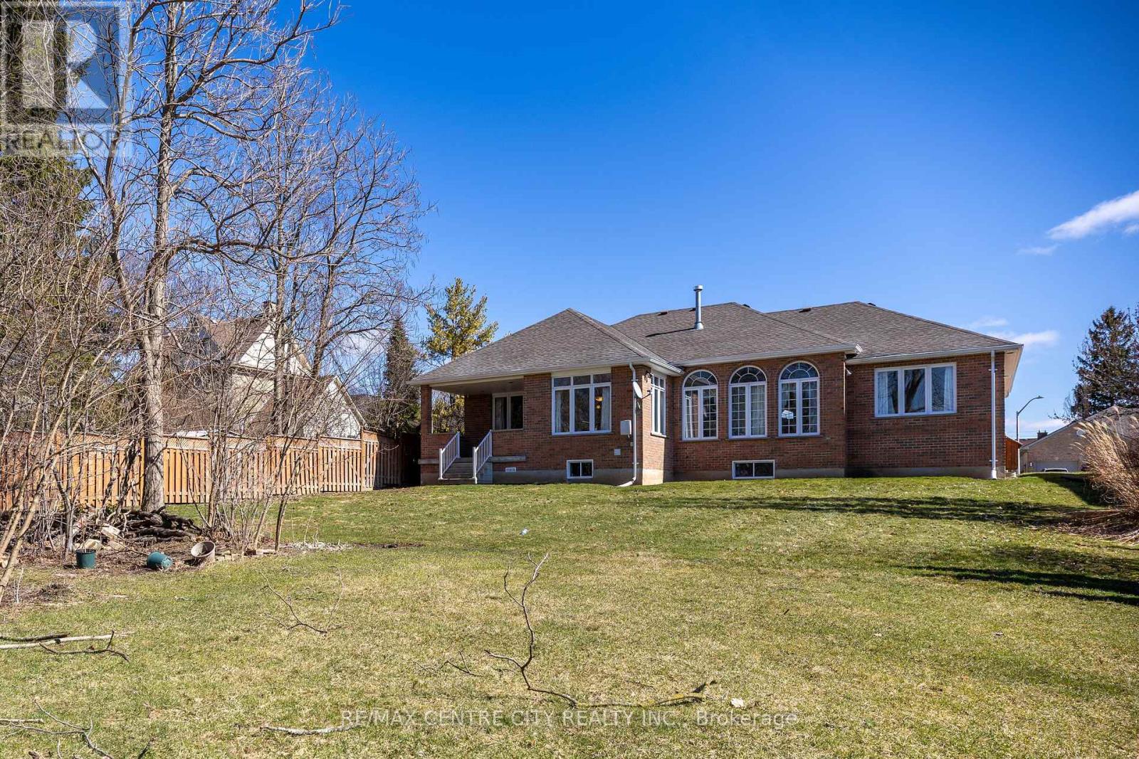 6 Huntington Terrace, St. Thomas, Ontario  N5R 6H1 - Photo 40 - X12888464
