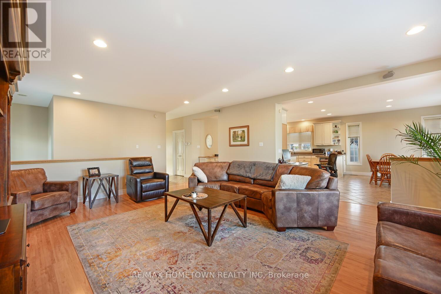 1337 Cuthbertson Avenue, Brockville, Ontario  K6V 6Y2 - Photo 15 - X12888656