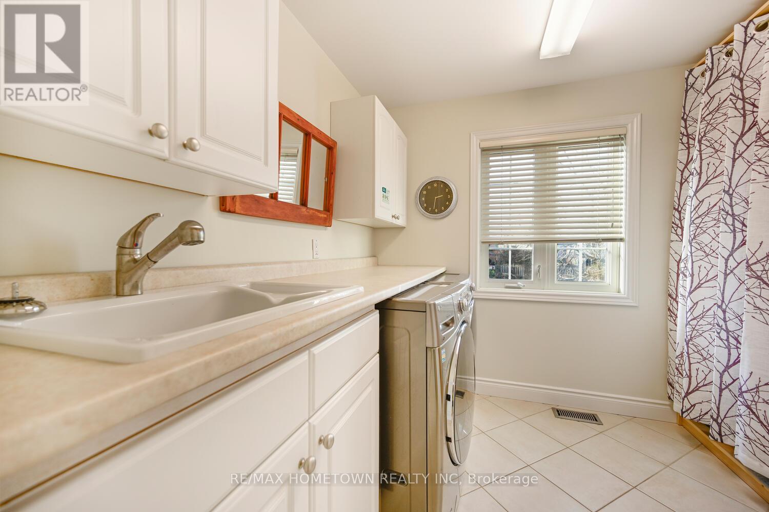 1337 Cuthbertson Avenue, Brockville, Ontario  K6V 6Y2 - Photo 32 - X12888656