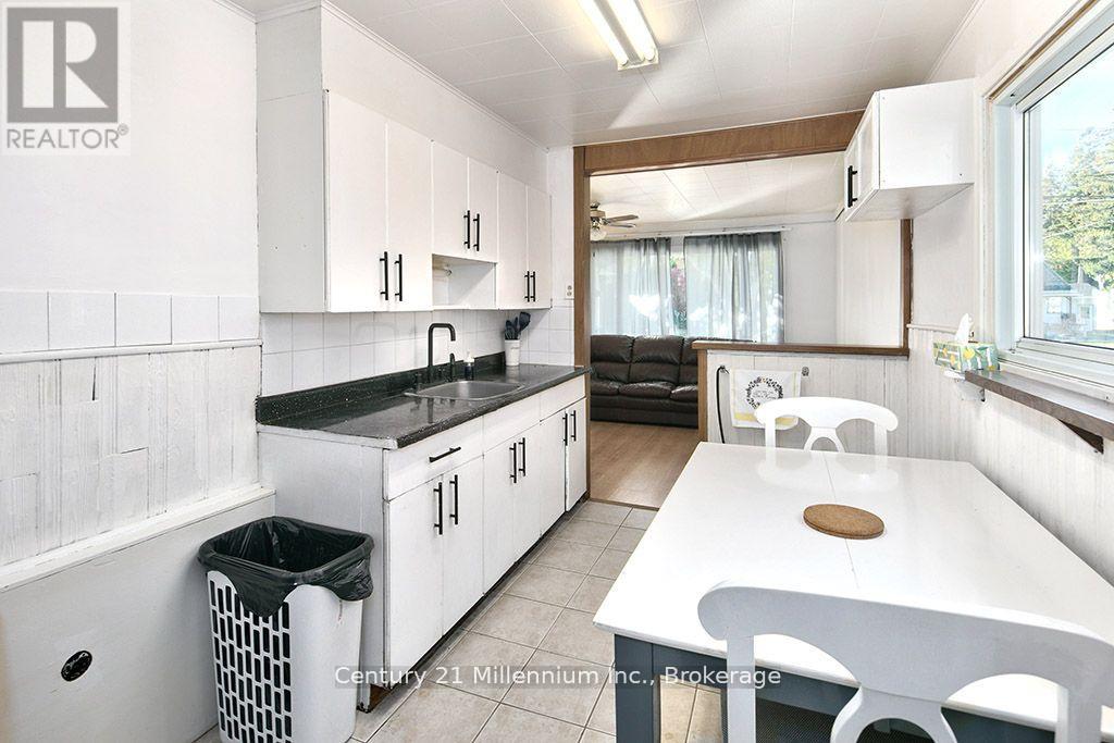 479 Hurontario Street, Collingwood, Ontario  L9Y 2M7 - Photo 13 - S12888582