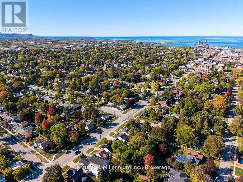 479 Hurontario Street, Collingwood, Ontario  L9Y 2M7 - Photo 29 - S12888582