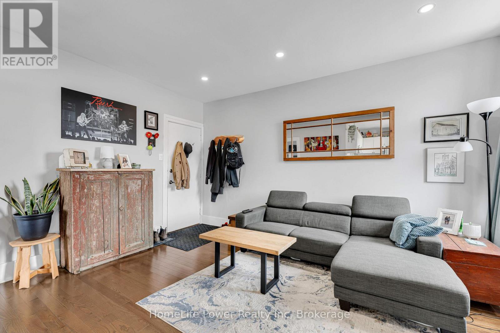 207 Wellington Street, Kingston (East Of Sir John A. Blvd), Ontario  K7K 2Y6 - Photo 26 - X12888538