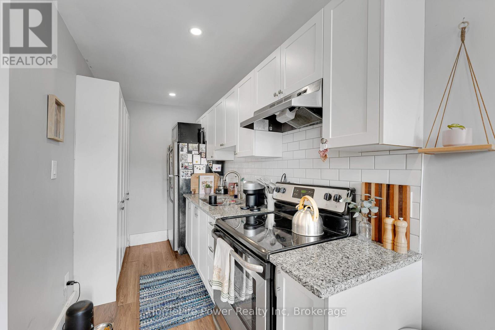 207 Wellington Street, Kingston (East Of Sir John A. Blvd), Ontario  K7K 2Y6 - Photo 36 - X12888538