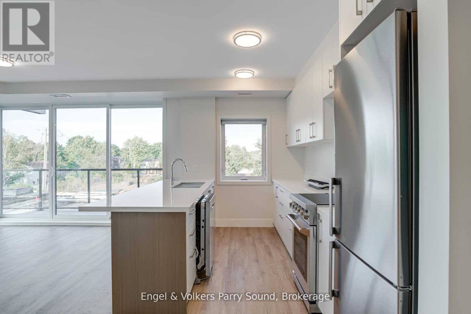 201 - 51 George Street, Parry Sound, Ontario  P2A 2R2 - Photo 22 - X12888572