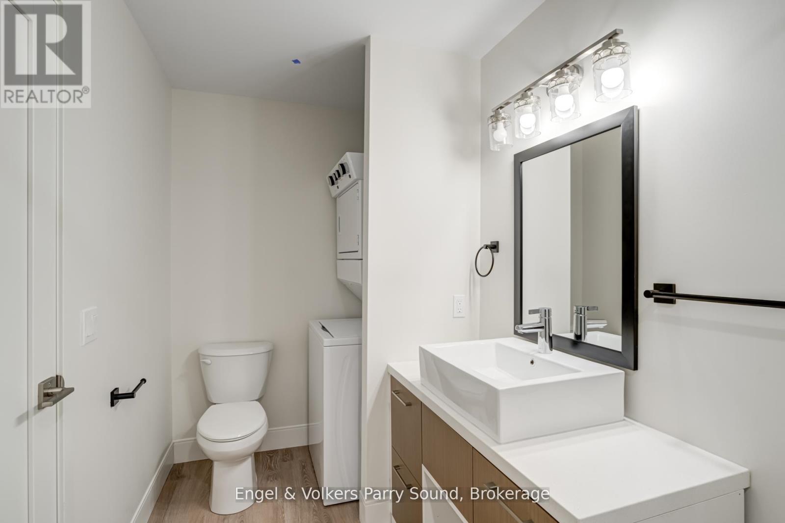 201 - 51 George Street, Parry Sound, Ontario  P2A 2R2 - Photo 5 - X12888572