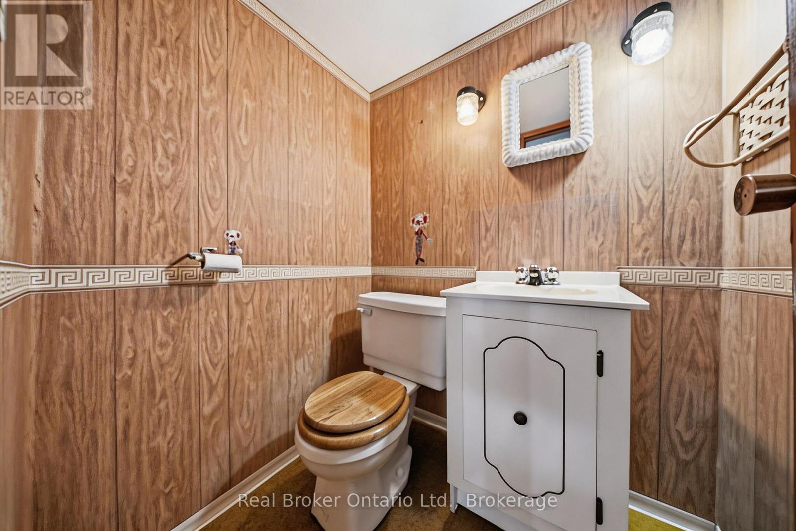 142 Bee Street, Woodstock (Woodstock - South), Ontario  N4S 3Z4 - Photo 27 - X12888644