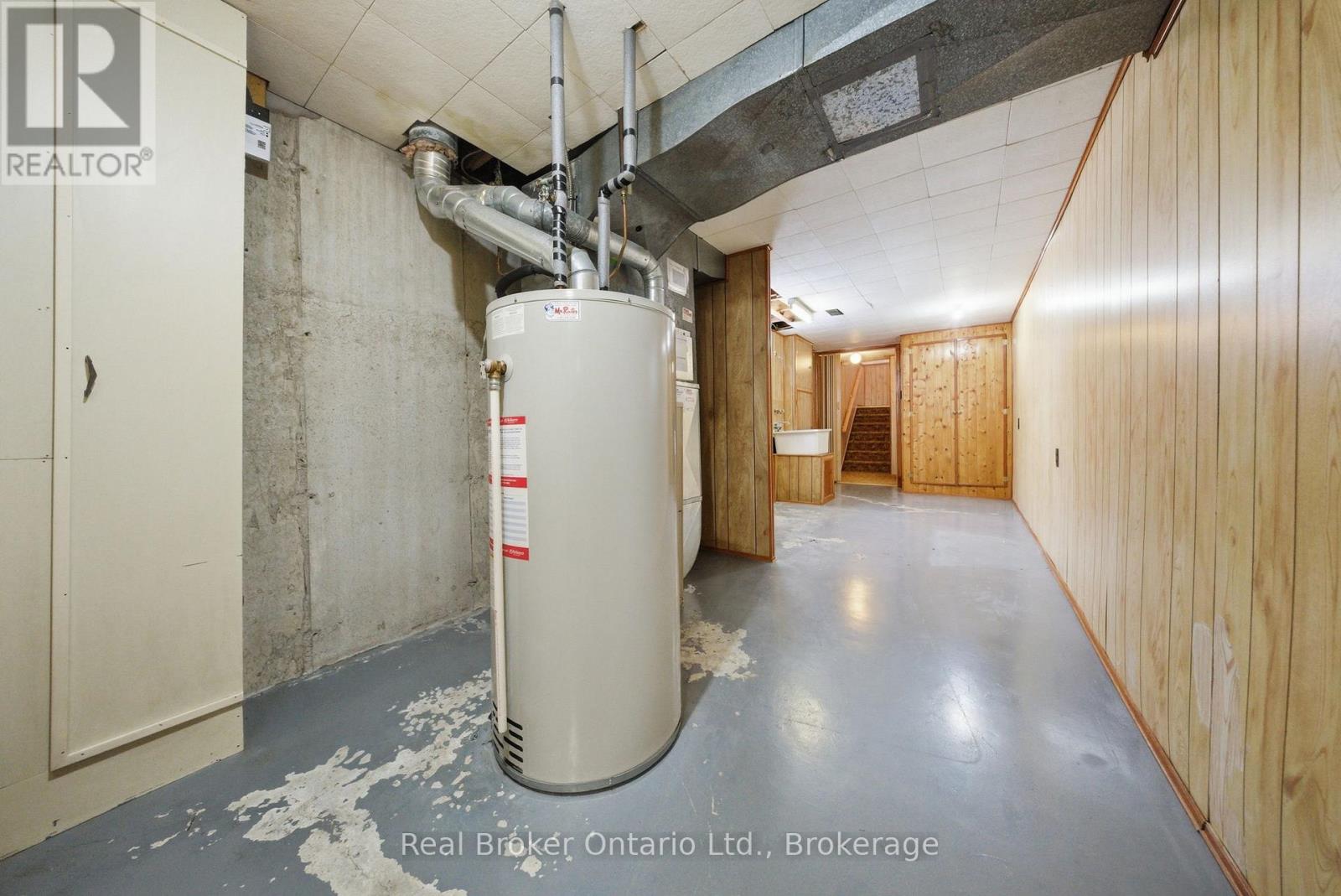 142 Bee Street, Woodstock (Woodstock - South), Ontario  N4S 3Z4 - Photo 30 - X12888644