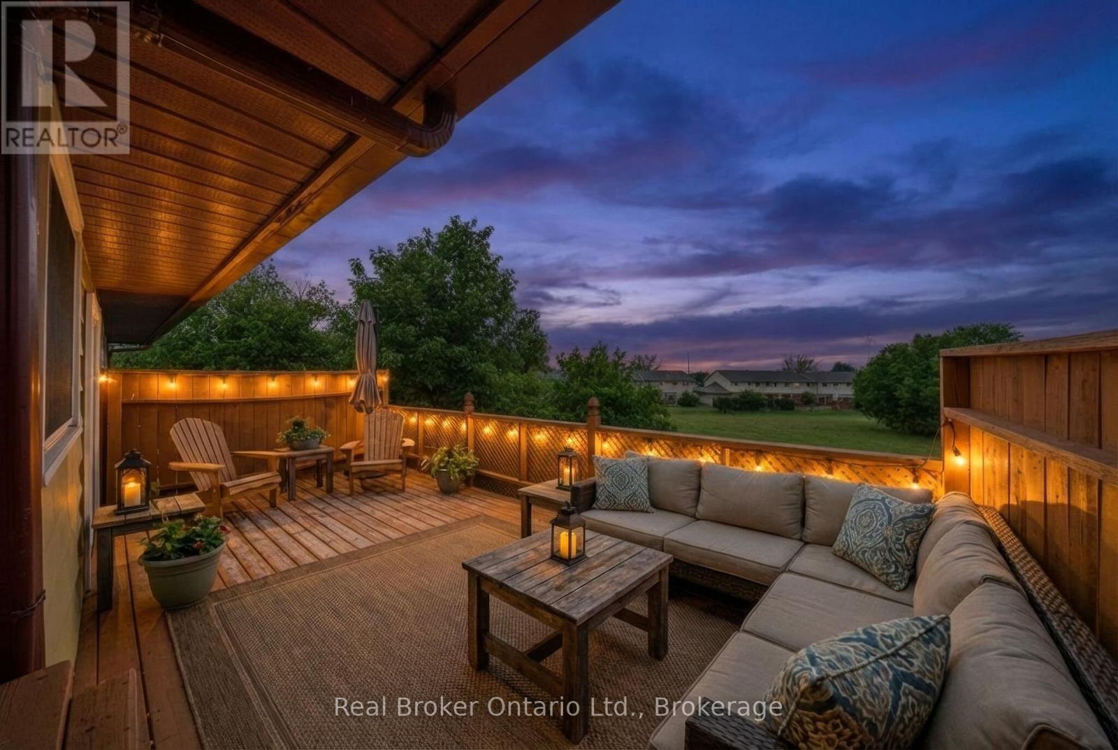 142 Bee Street, Woodstock (Woodstock - South), Ontario  N4S 3Z4 - Photo 36 - X12888644