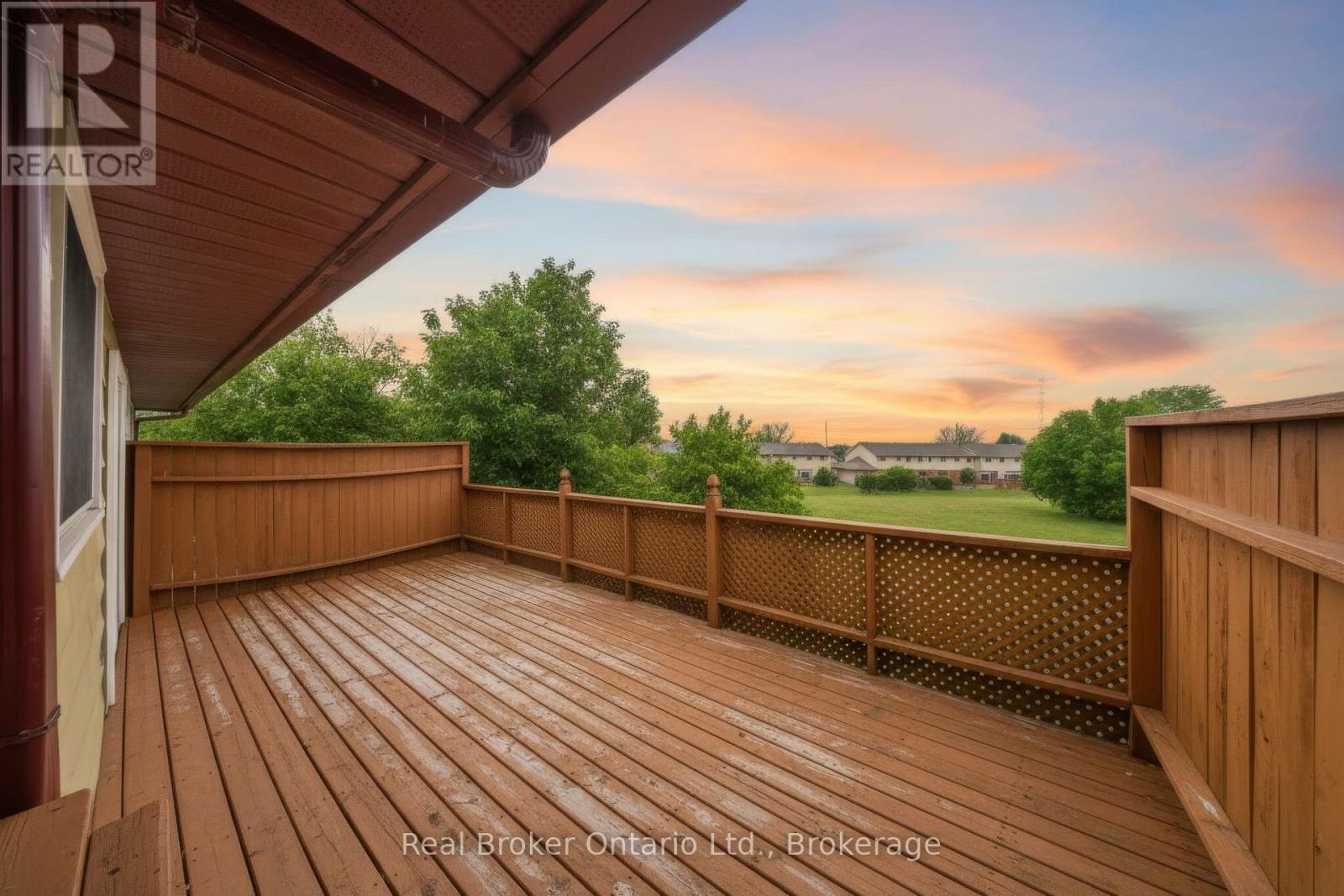 142 Bee Street, Woodstock (Woodstock - South), Ontario  N4S 3Z4 - Photo 38 - X12888644