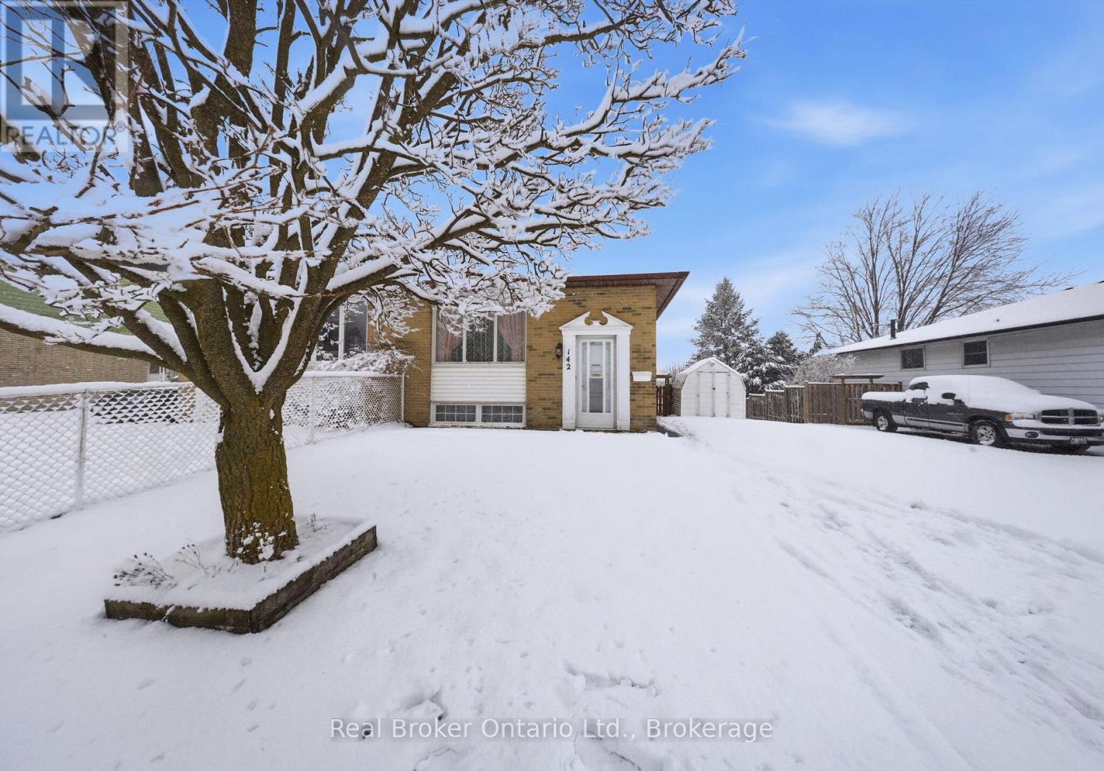 142 Bee Street, Woodstock (Woodstock - South), Ontario  N4S 3Z4 - Photo 5 - X12888644