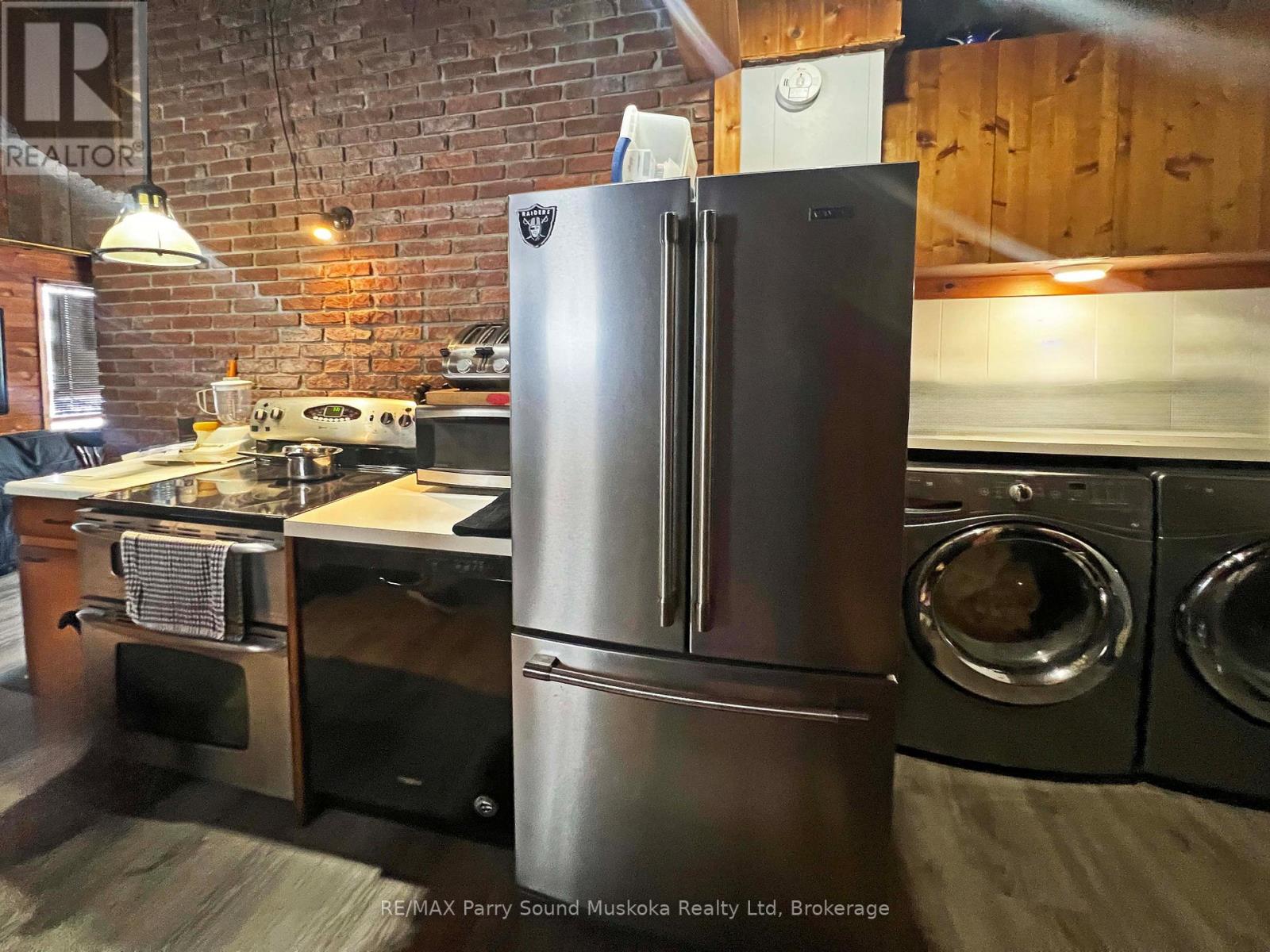 45 Ridgeway Drive, Carling, Ontario  P0G 1G0 - Photo 17 - X12888708