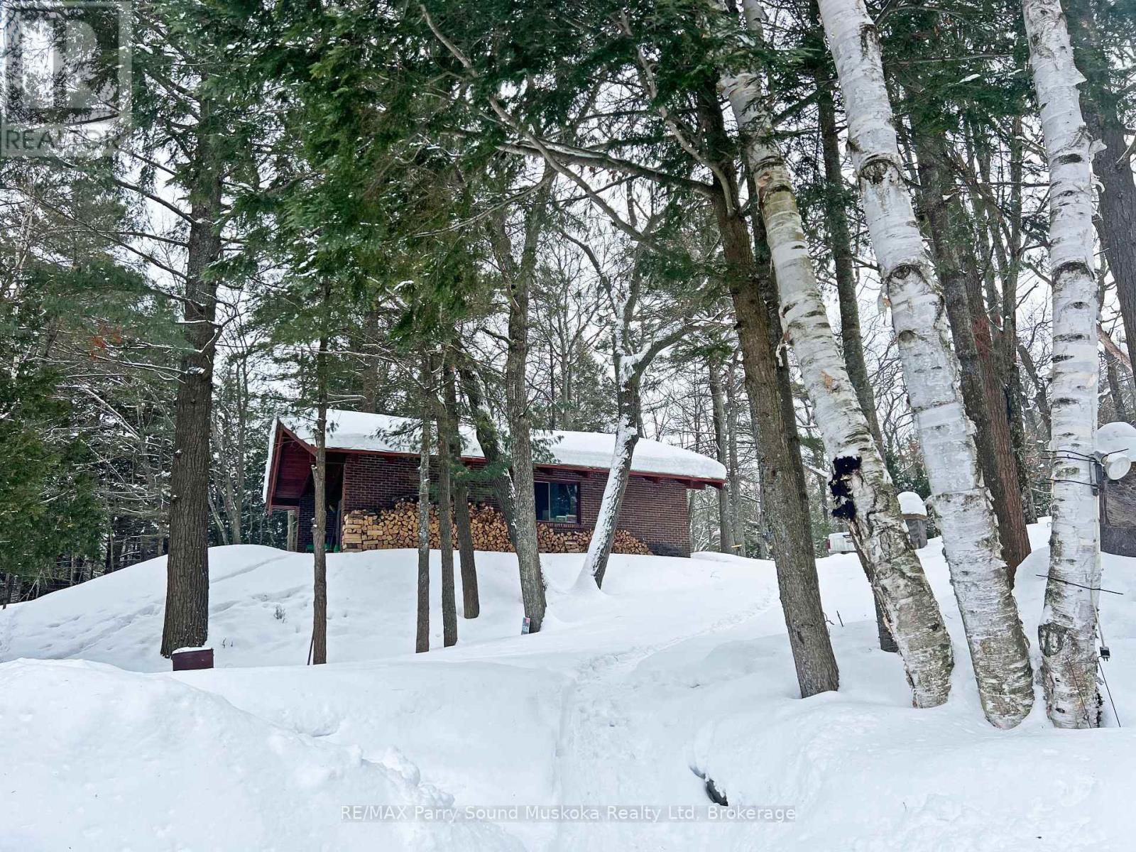 45 Ridgeway Drive, Carling, Ontario  P0G 1G0 - Photo 29 - X12888708