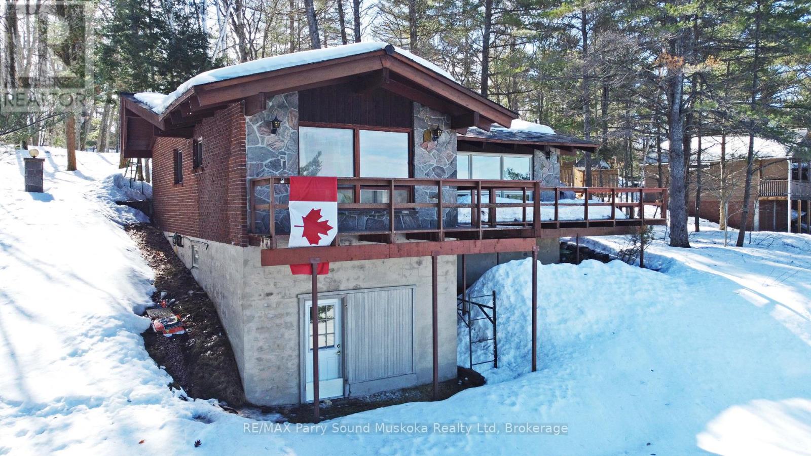 45 Ridgeway Drive, Carling, Ontario  P0G 1G0 - Photo 6 - X12888708