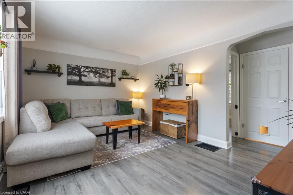 50 Columbia Street W, Waterloo, Ontario  N2L 3K5 - Photo 6 - 40799511