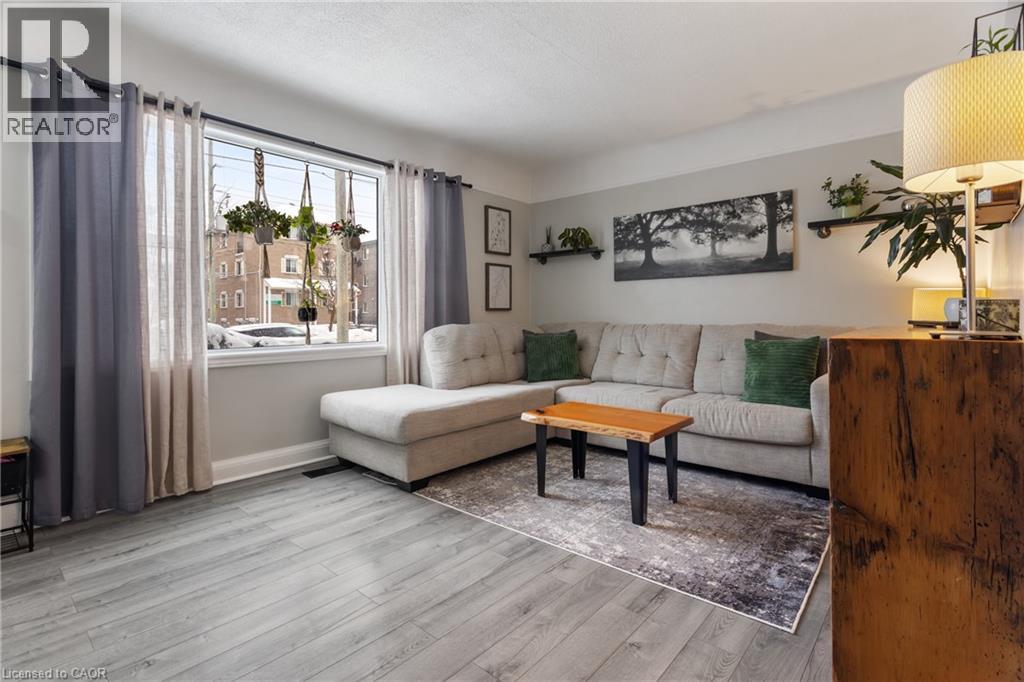 50 Columbia Street W, Waterloo, Ontario  N2L 3K5 - Photo 8 - 40799511