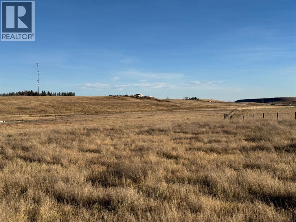 40 Street East, Rural Foothills County, Alberta  T1V 1P3 - Photo 7 - A2266620