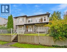 <div class="price">$2,099,000</div> 1405 Edinburgh Street, New Westminster<br><div style="margin-bottom:8px;"><small>Stonehaus Realty Corp.</small></div><div class='bed_bath'>6 Bed | 5 Bath</div>