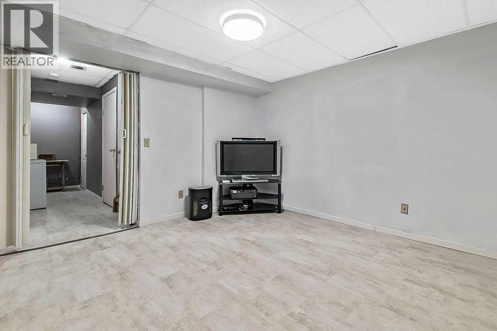 38 Martinwood Road Ne, Calgary, Alberta  T3J 3H5 - Photo 22 - A2290628