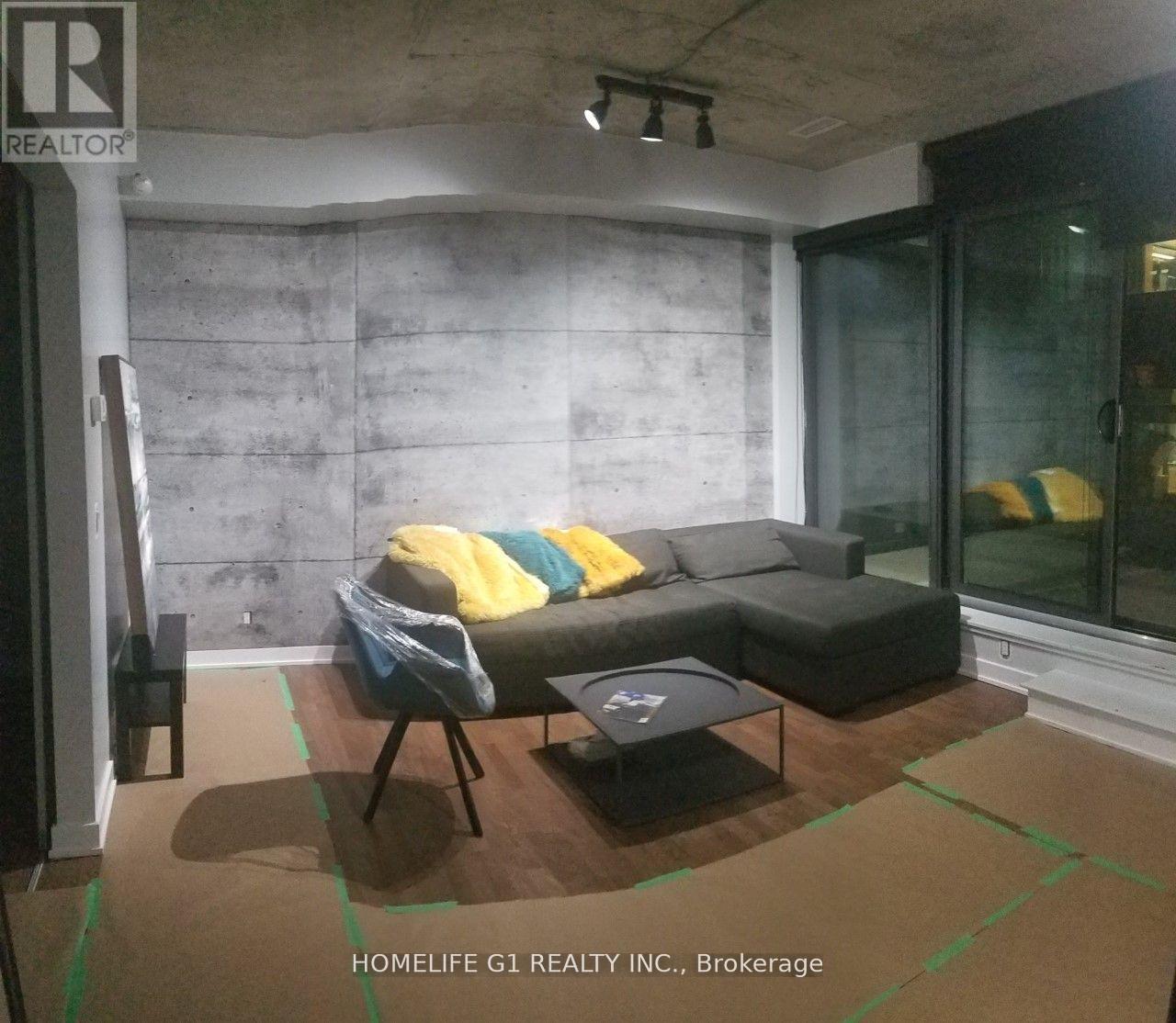 306 - 15 Beverly Street, Toronto, Ontario  M5T 0B3 - Photo 4 - C12888652