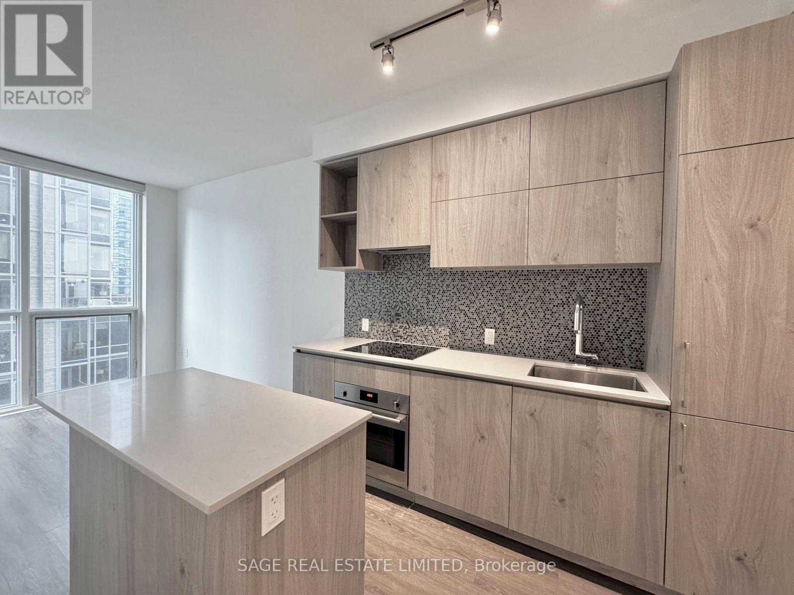 1204 - 1 Yorkville Avenue, Toronto (Annex), Ontario  M4W 0B1 - Photo 8 - C12888720