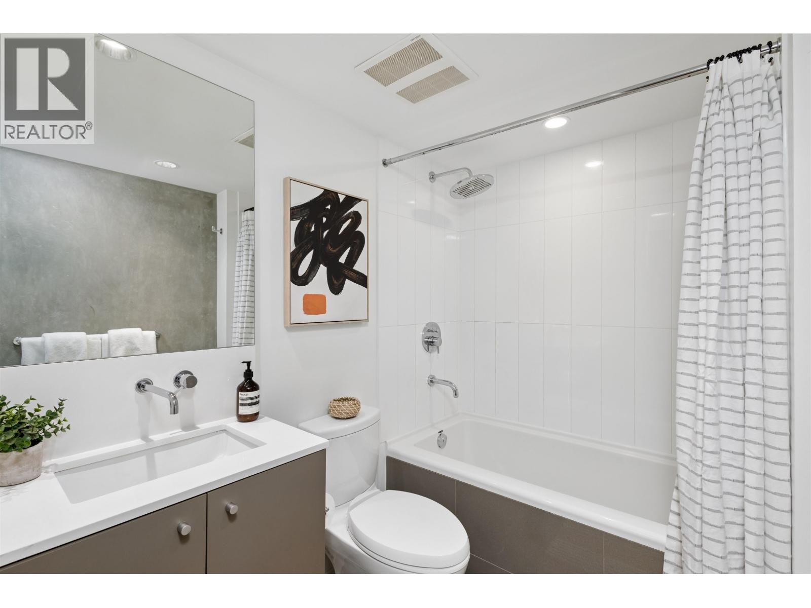 806 999 Seymour Street, Vancouver, British Columbia V6B 0M5 - Photo 17 - R3100041