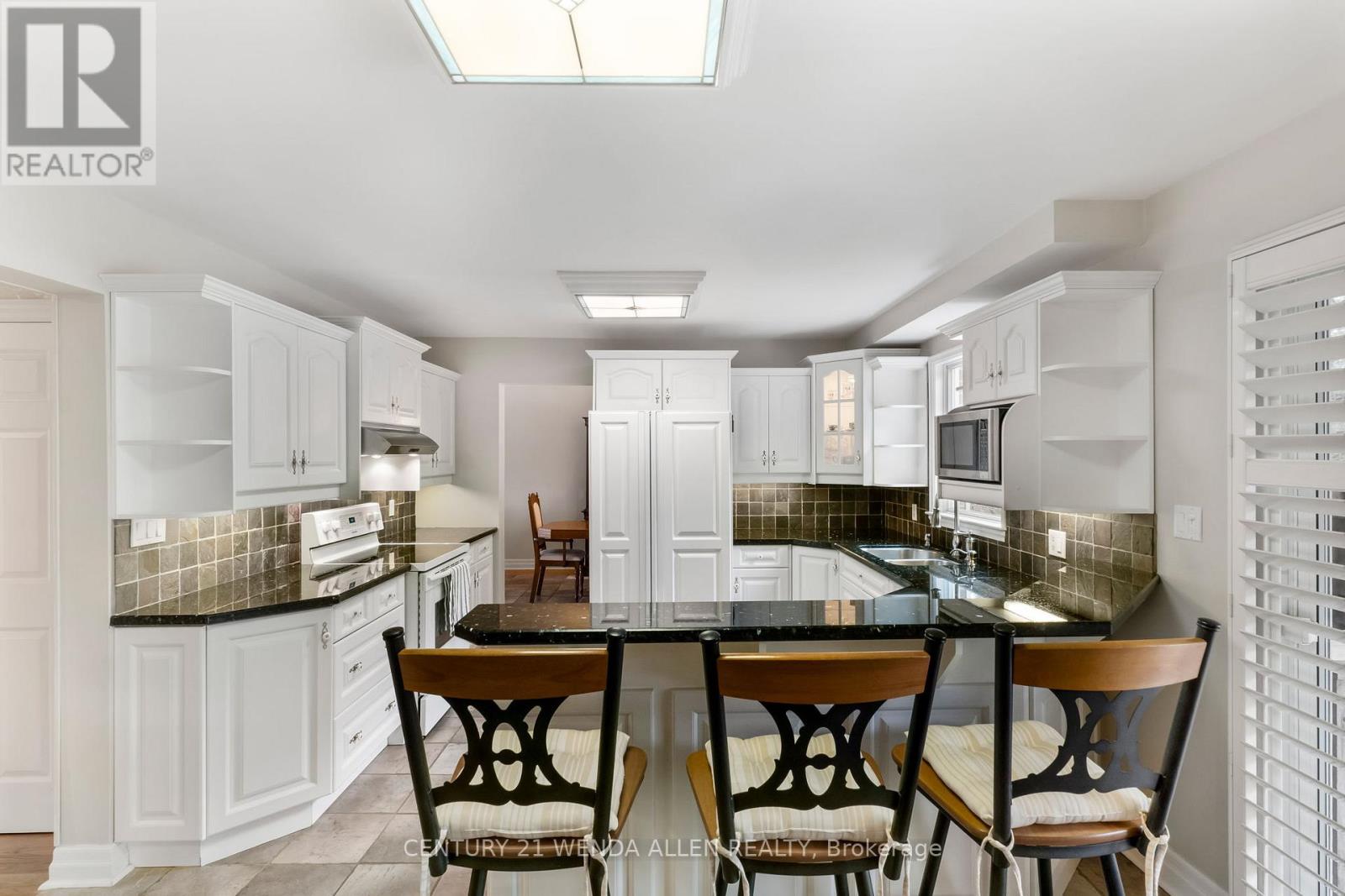 26 Riverview Drive, Scugog, Ontario  L9L 1N8 - Photo 4 - E12888552