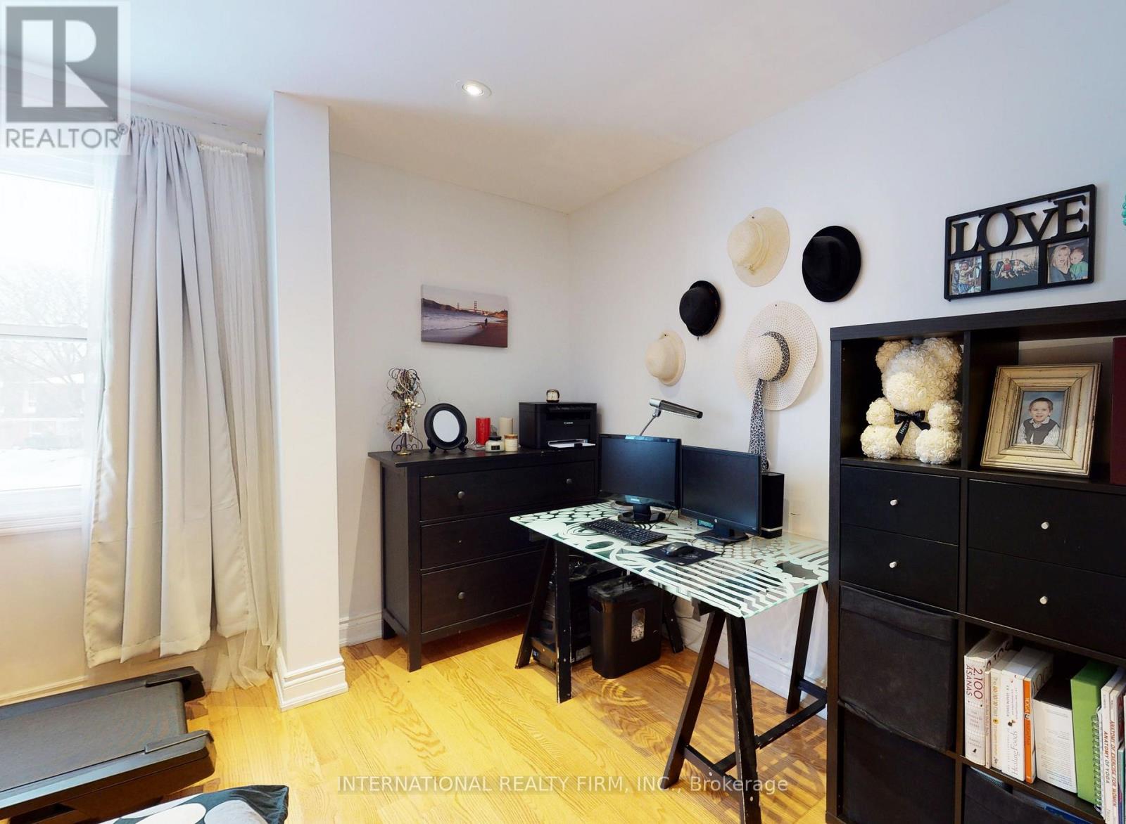 19 Lillooet Crescent, Richmond Hill, Ontario  L4C 5A6 - Photo 19 - N12888540