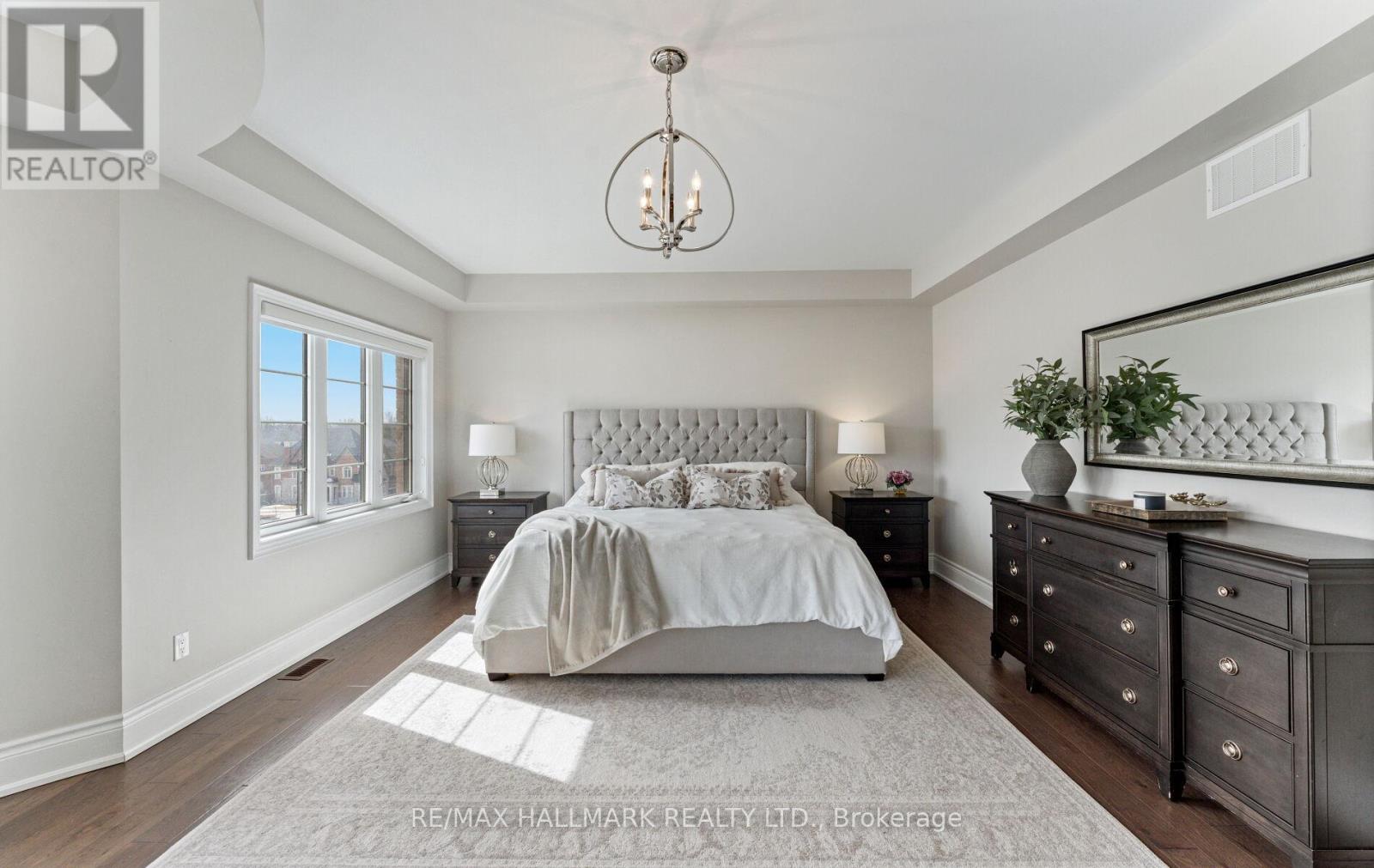 7 Perrigo Court, Vaughan (Patterson), Ontario  L6A 4W8 - Photo 21 - N12888646