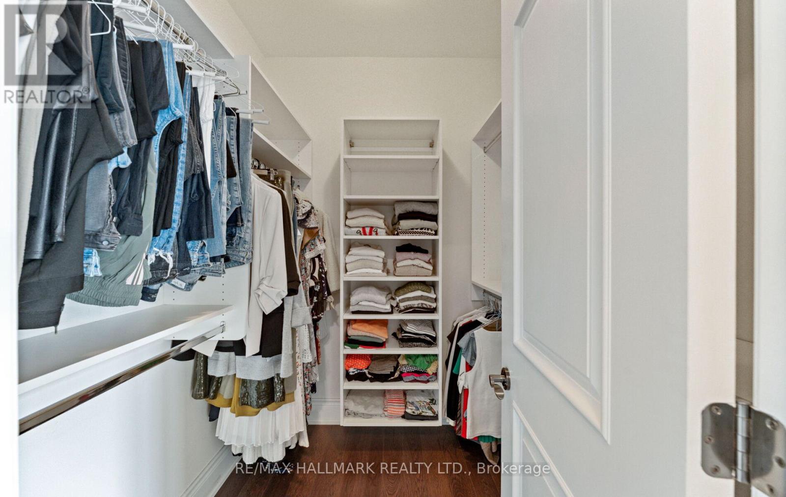 7 Perrigo Court, Vaughan (Patterson), Ontario  L6A 4W8 - Photo 25 - N12888646