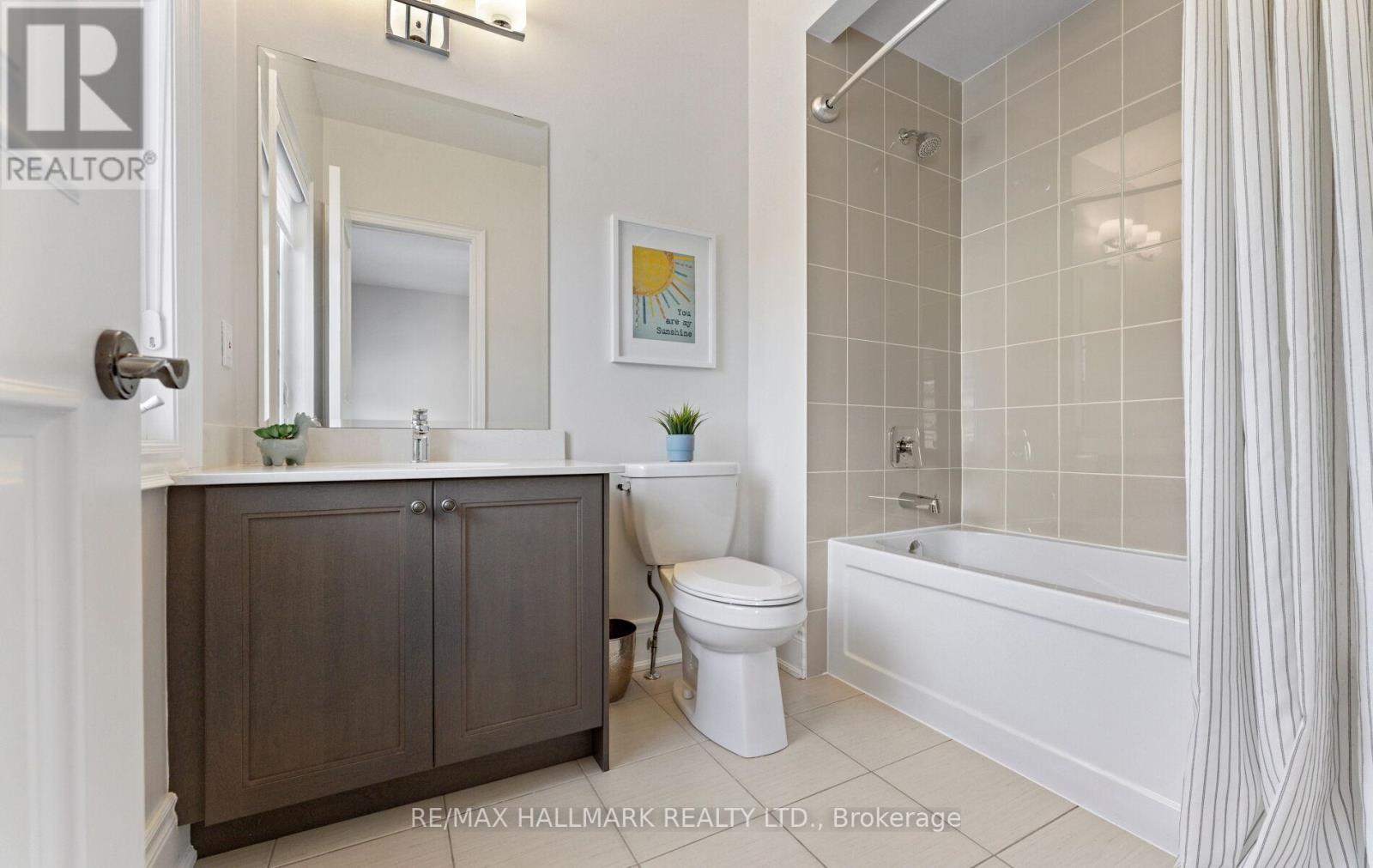 7 Perrigo Court, Vaughan (Patterson), Ontario  L6A 4W8 - Photo 30 - N12888646