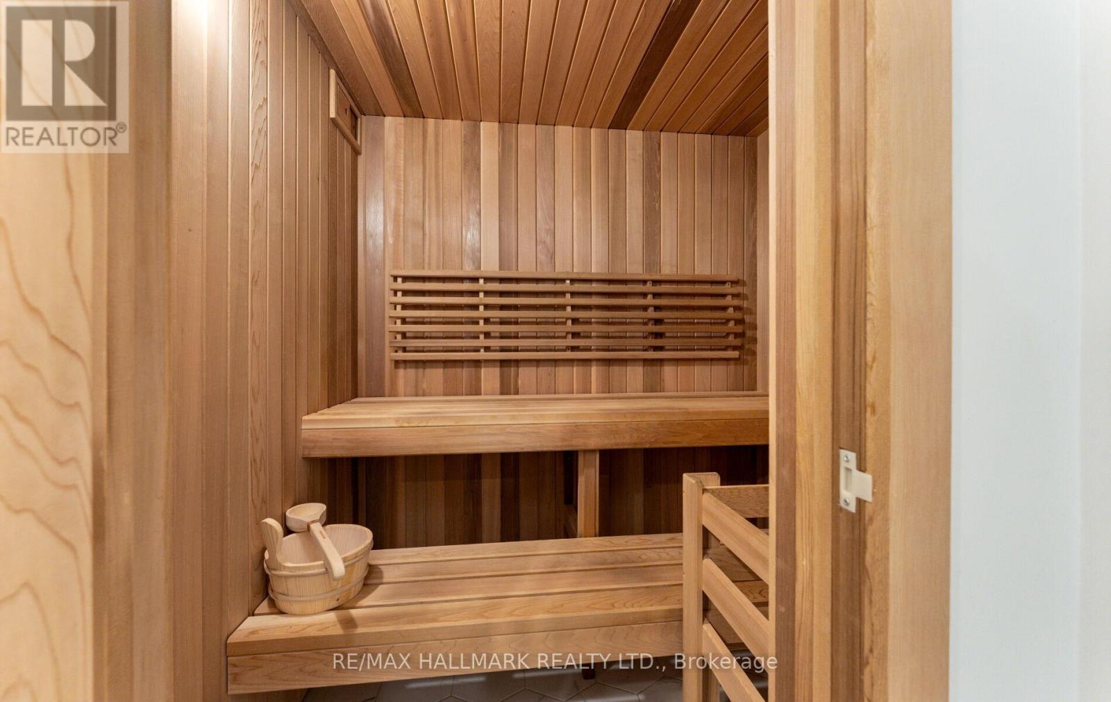 7 Perrigo Court, Vaughan (Patterson), Ontario  L6A 4W8 - Photo 45 - N12888646