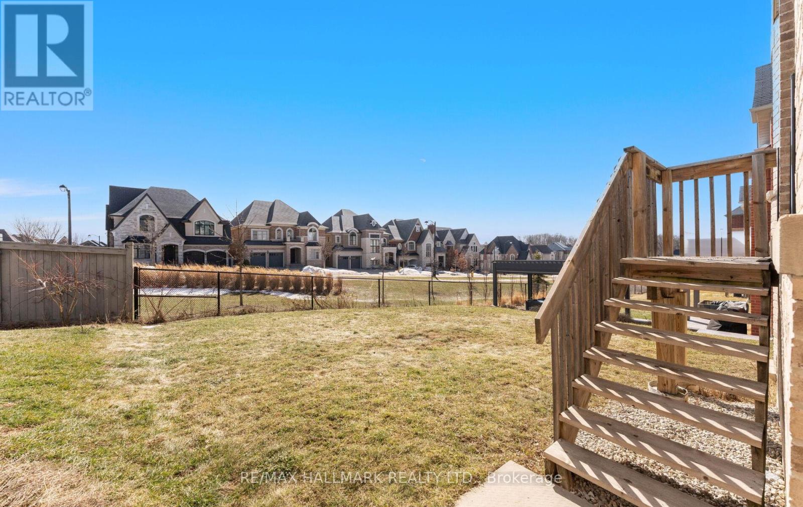 7 Perrigo Court, Vaughan (Patterson), Ontario  L6A 4W8 - Photo 47 - N12888646