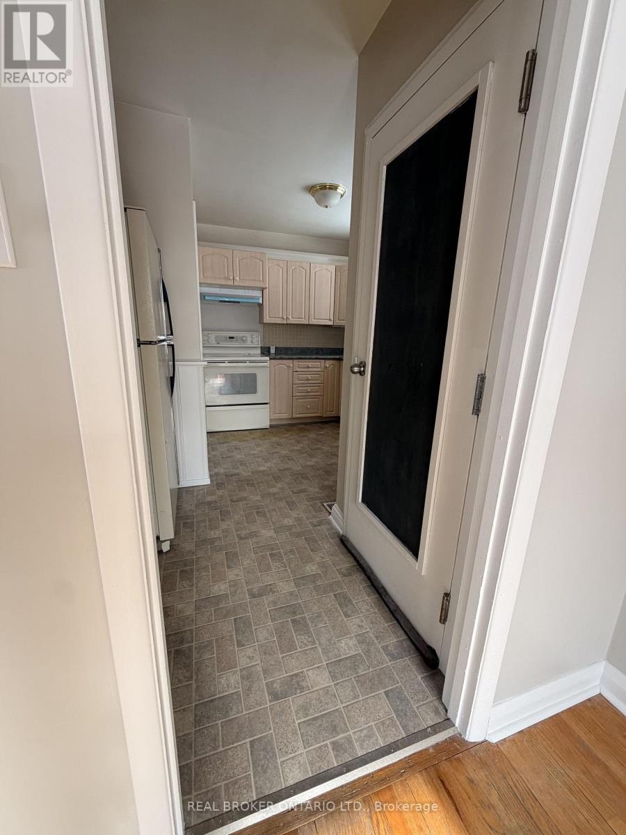 Main - 1 Vine Street, Barrie, Ontario  L4N 2B1 - Photo 14 - S12888602