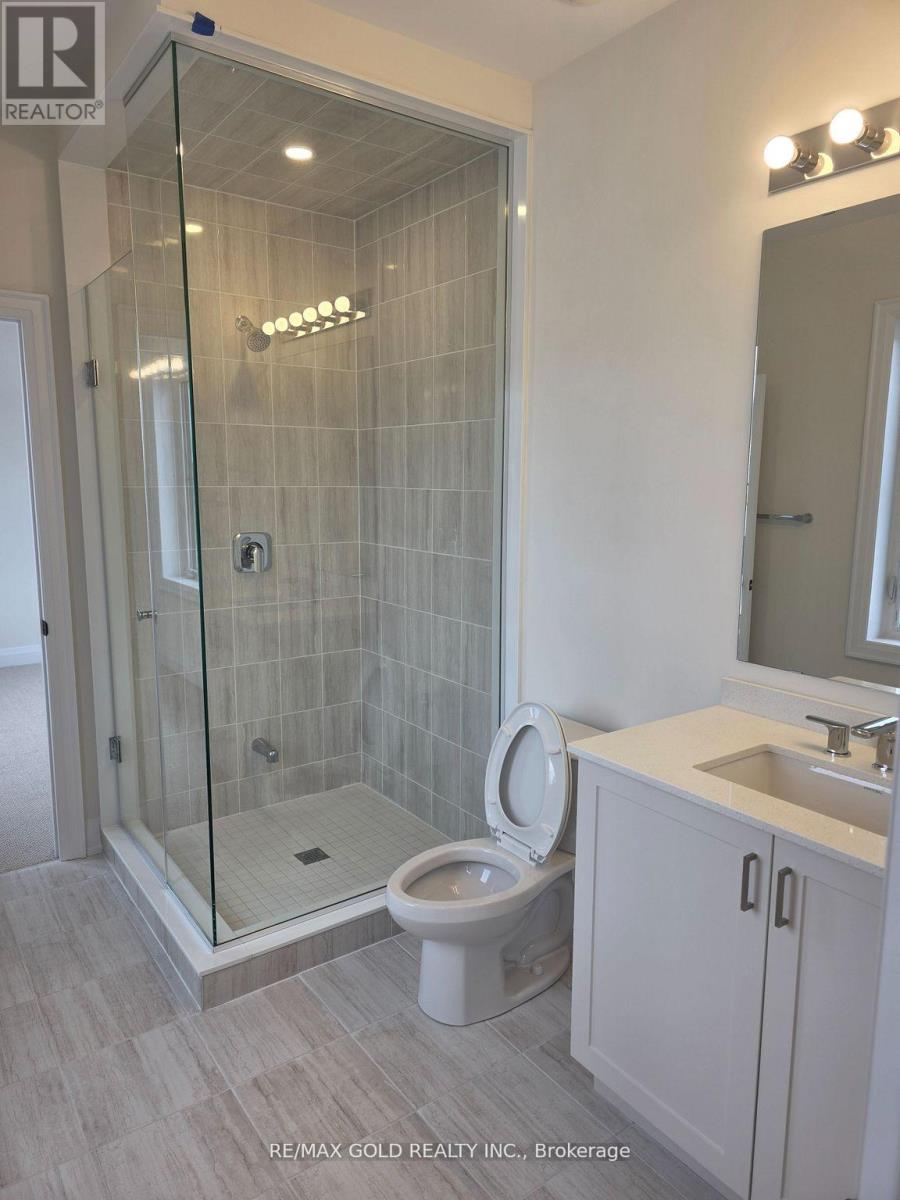 8 Vinnicombe Drive, Oro-Medonte, Ontario  L0L 2L0 - Photo 18 - S12888700