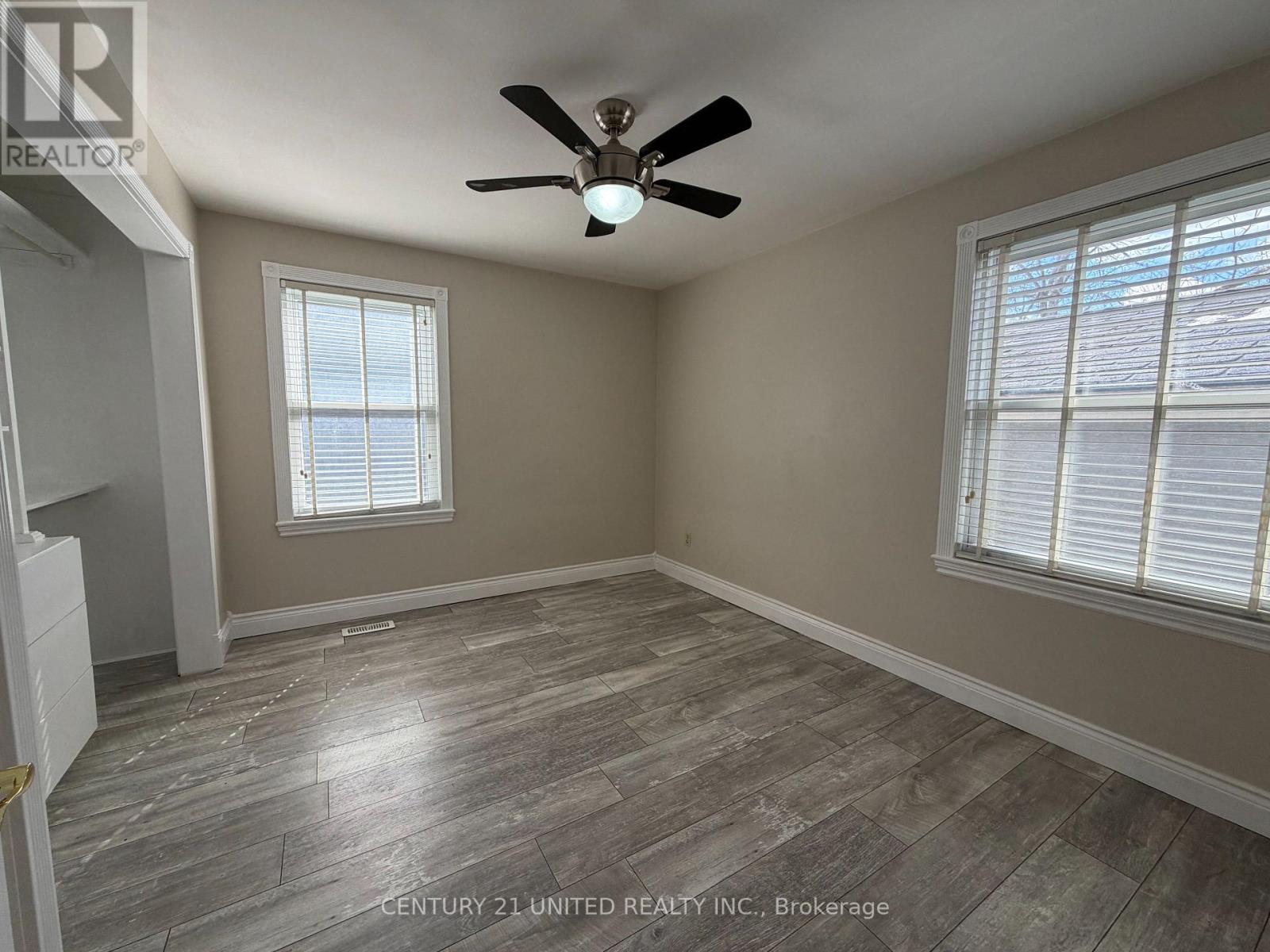 Upper - 685 Armour Road, Peterborough, Ontario  K9H 1Z5 - Photo 10 - X12887546