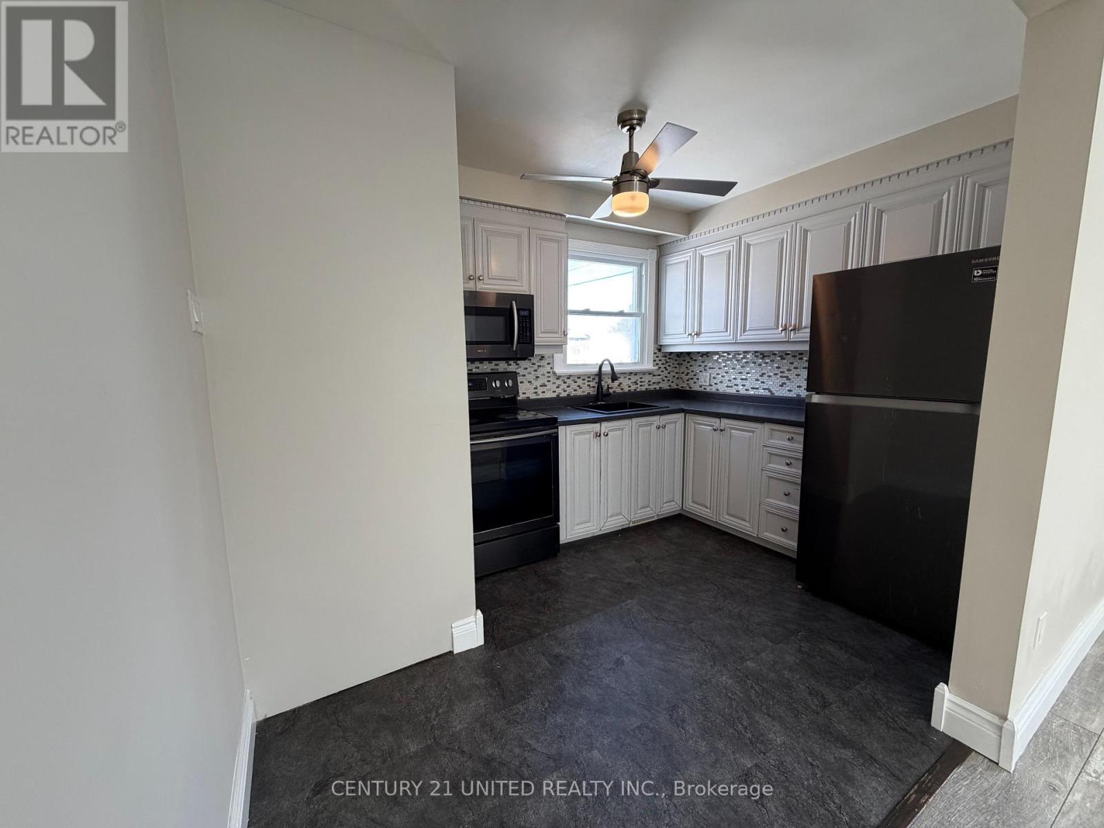 Upper - 685 Armour Road, Peterborough, Ontario  K9H 1Z5 - Photo 6 - X12887546