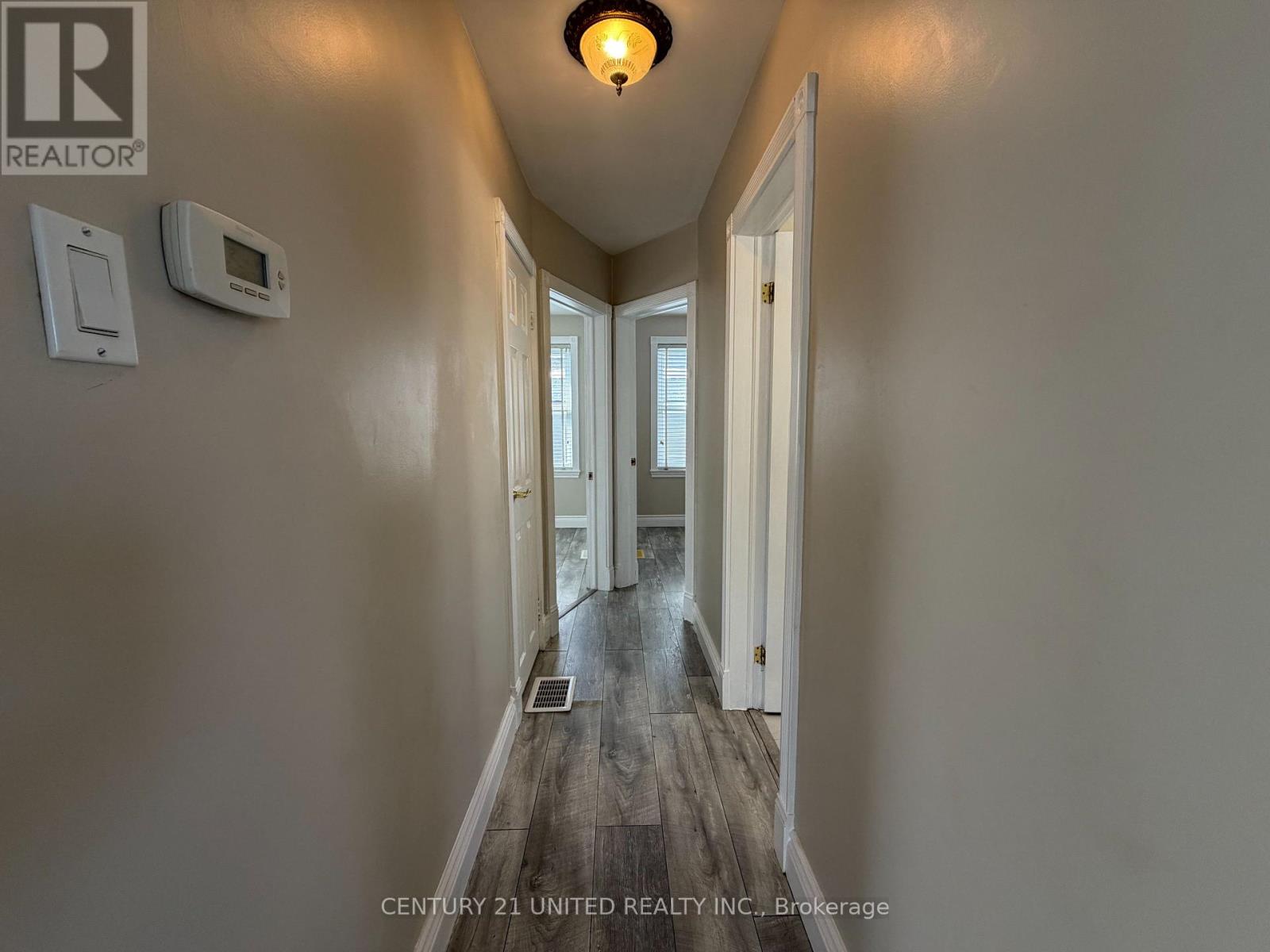 Upper - 685 Armour Road, Peterborough, Ontario  K9H 1Z5 - Photo 8 - X12887546