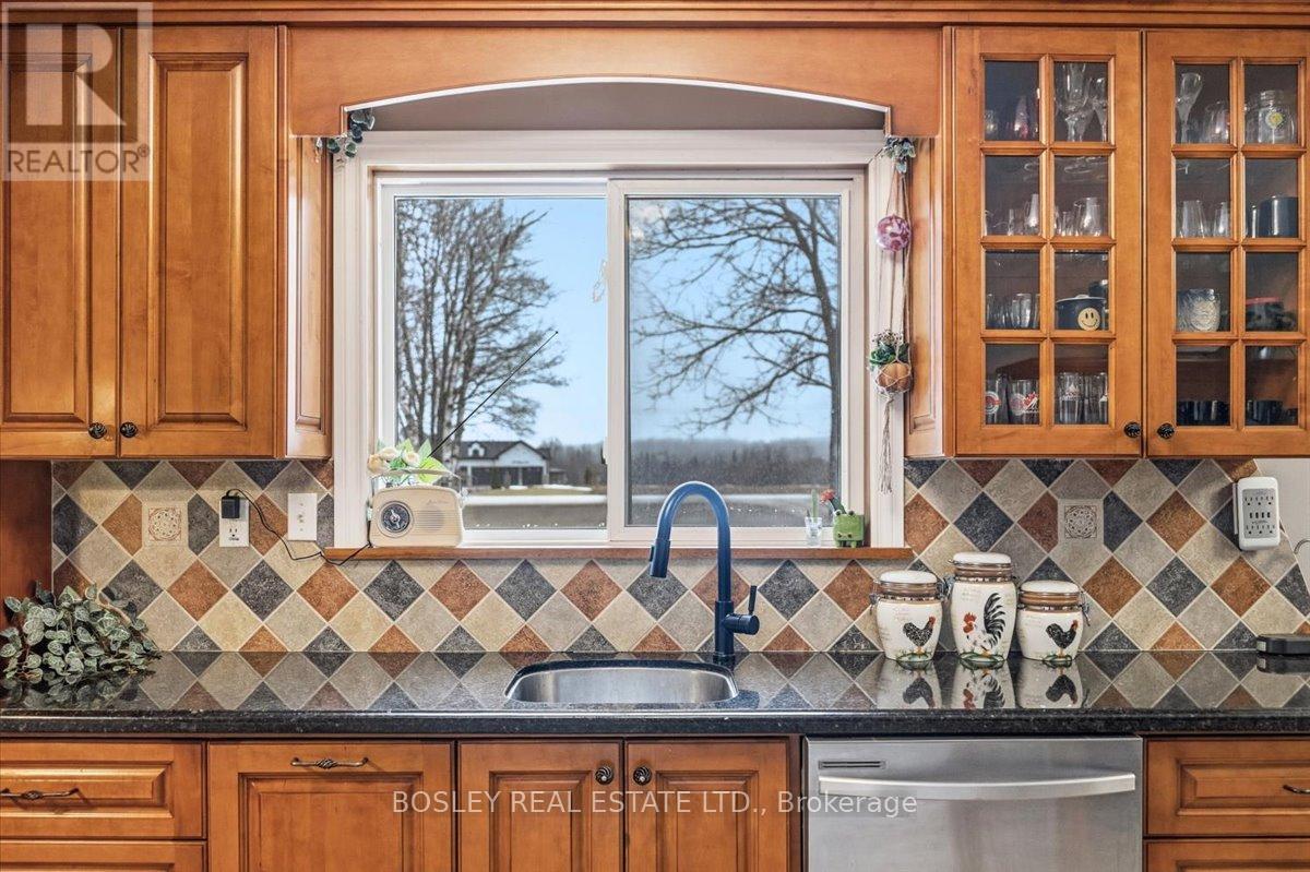 9376 Wellington Rd 124 Road, Erin, Ontario  N0B 1T0 - Photo 9 - X12888280